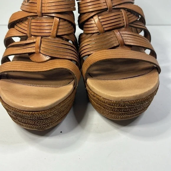 UGG Melinda platform wedge size 11 - Picture 6 of 7